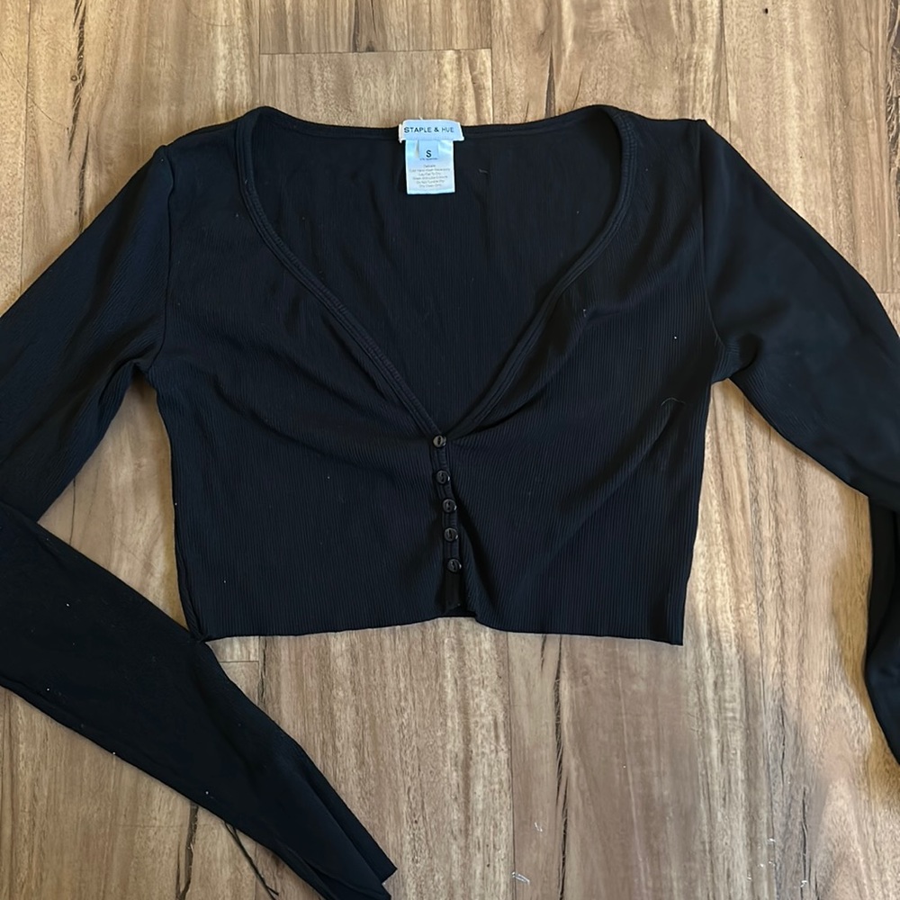 Staple & Hue Black Crop Top